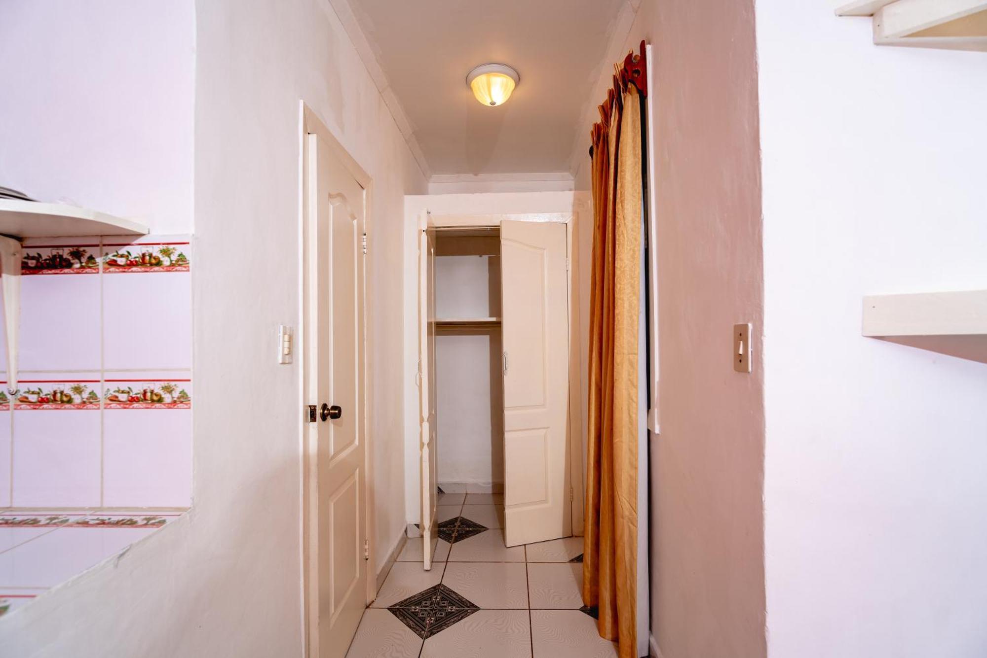 Hotel&Hostal Trinidad La Ceiba Extérieur photo
